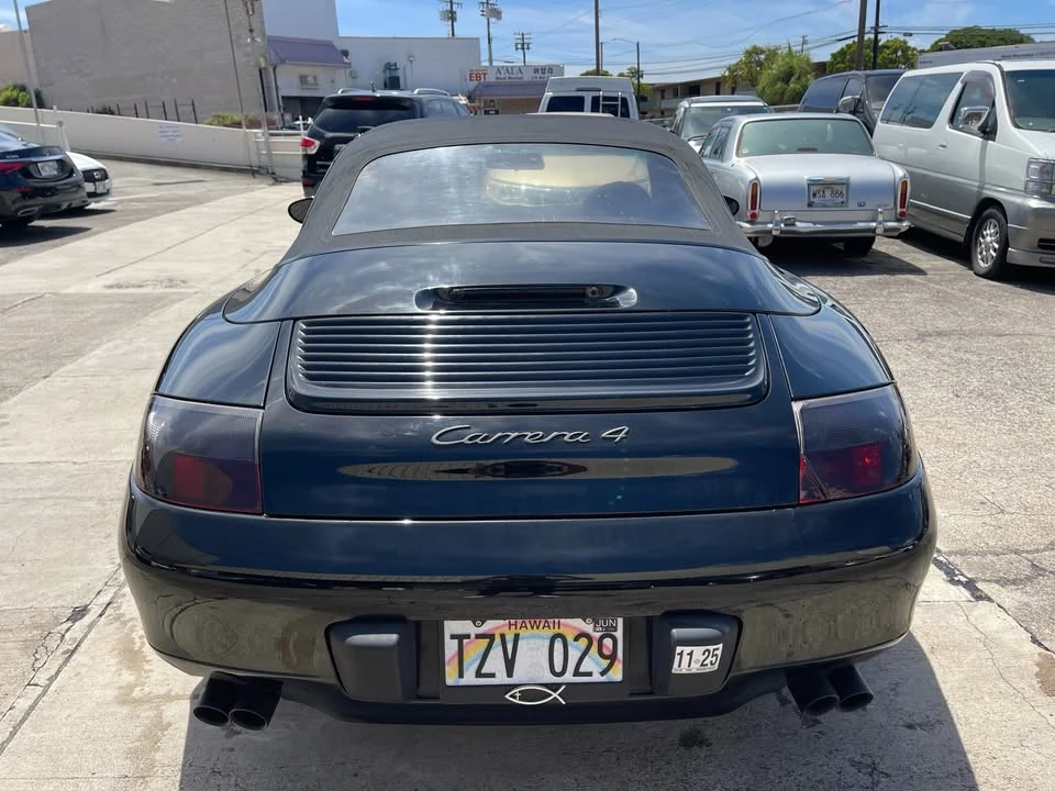 2001 Porsche 996 Carrera 4 - Image 6 of 20