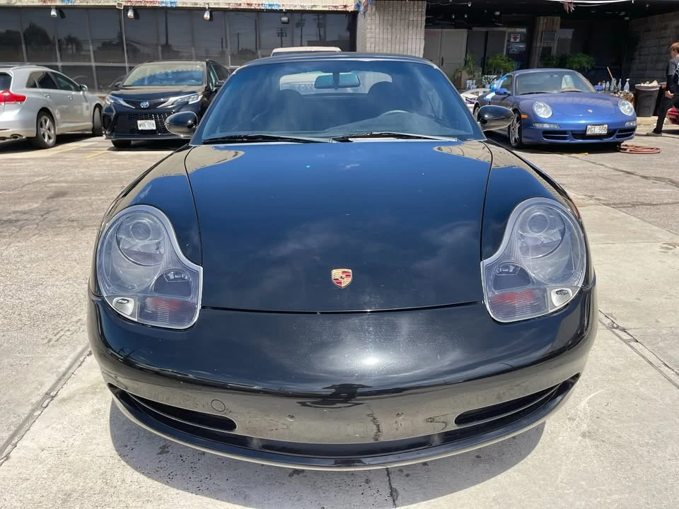 2001 Porsche 996 Carrera 4 - Image 3 of 18