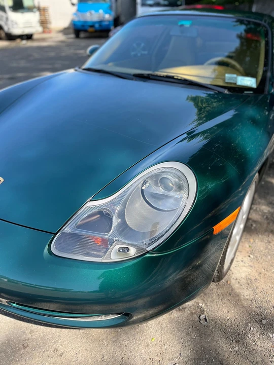 2001 Porsche 996 Carrera 4 - Image 12 of 31