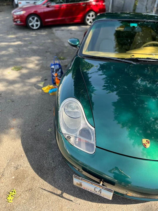 2001 Porsche 996 Carrera 4 - Image 14 of 31