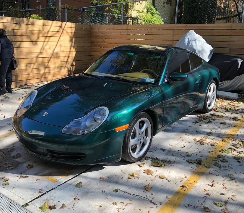 2001 Porsche 996 Carrera 4 - Image 3 of 31