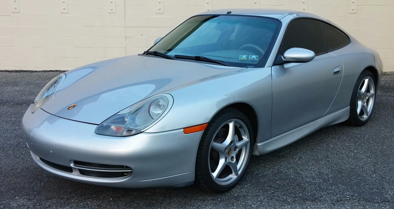 2001 Porsche 996 Carrera - Image 2 of 31