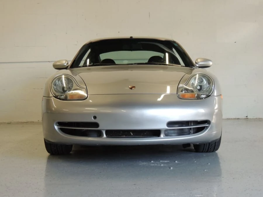 2001 Porsche 996 Carrera 4 - Image 9 of 12