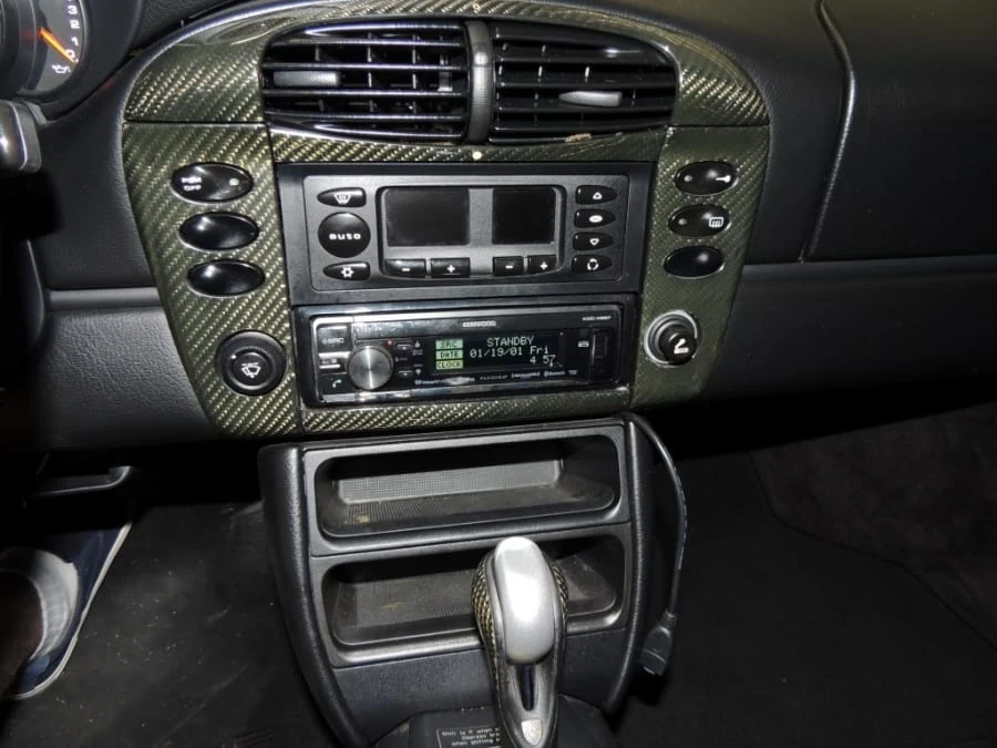 2001 Porsche 996 Carrera 4 - Image 6 of 12