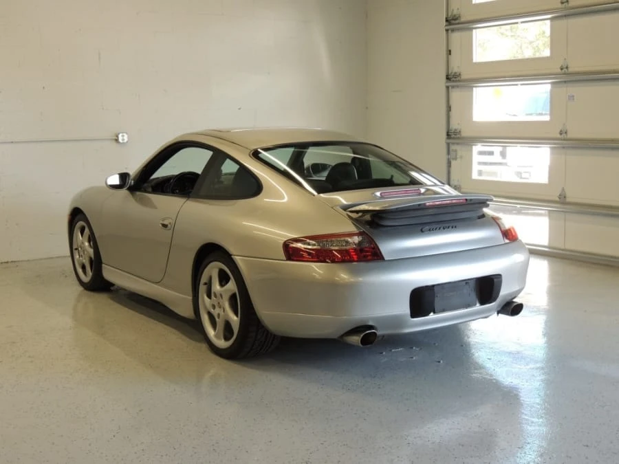 2001 Porsche 996 Carrera 4 - Image 3 of 12