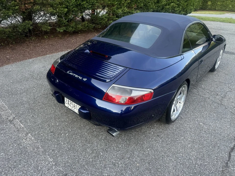 2001 Porsche 996 Carrera 4 - Image 18 of 21