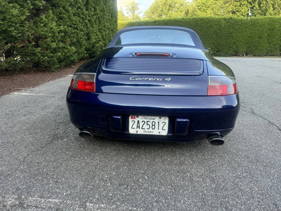 2001 Porsche 996 Carrera 4 - Image 20 of 21