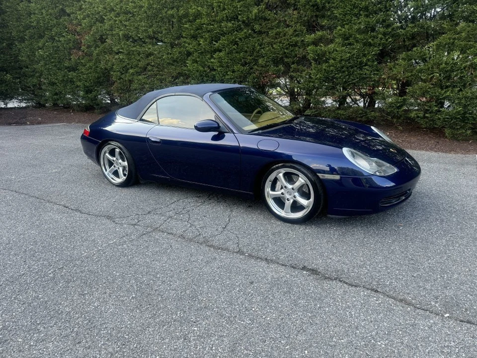2001 Porsche 996 Carrera 4 - Image 8 of 21