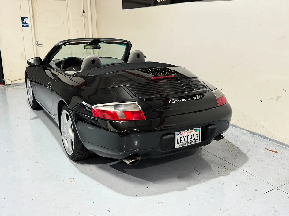 2001 Porsche 996 Carrera 4 - Image 5 of 31