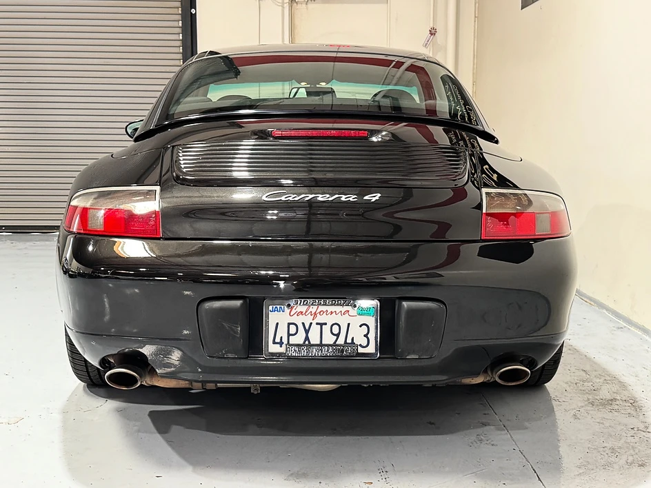 2001 Porsche 996 Carrera 4 - Image 4 of 31