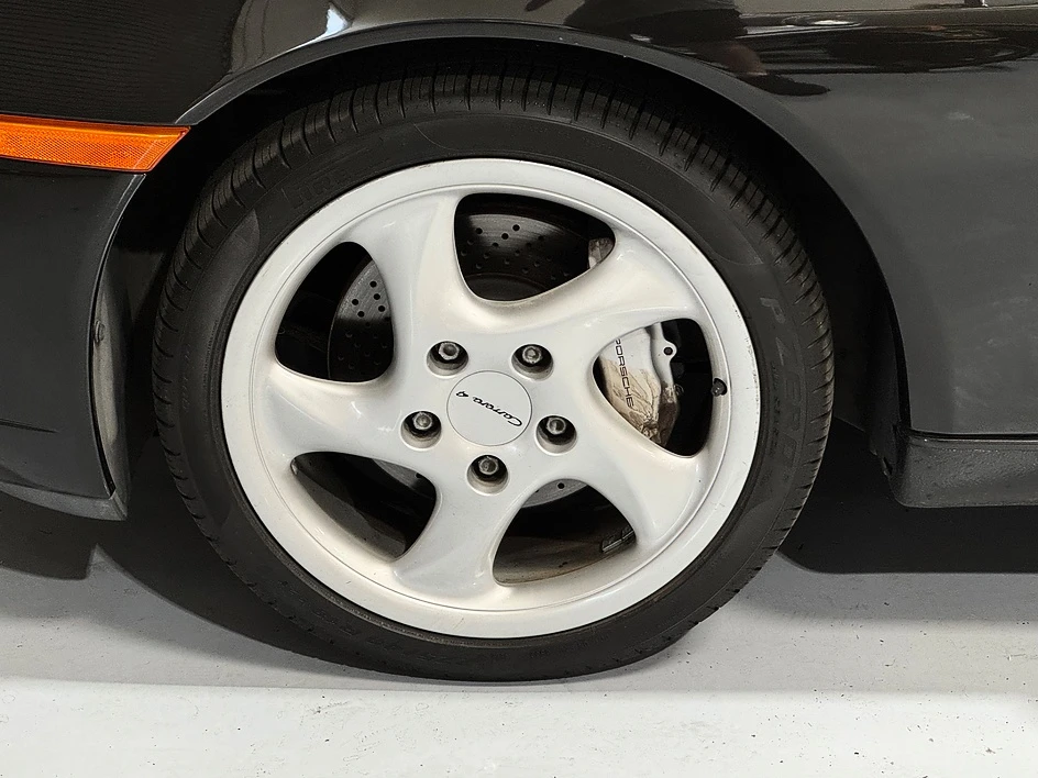 2001 Porsche 996 Carrera 4 - Image 30 of 31