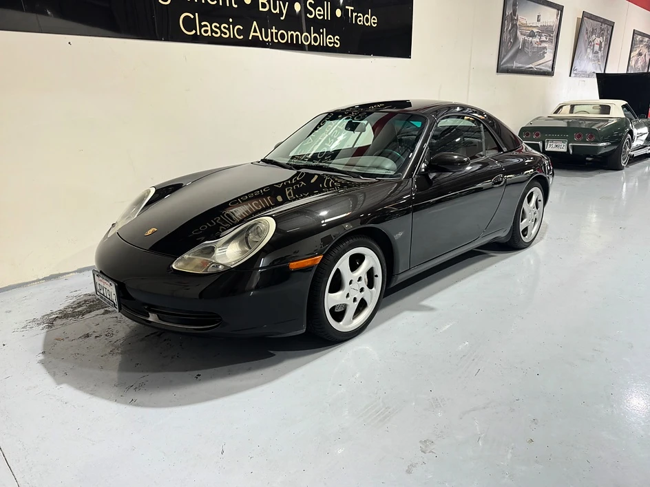 2001 Porsche 996 Carrera 4 - Image 27 of 31
