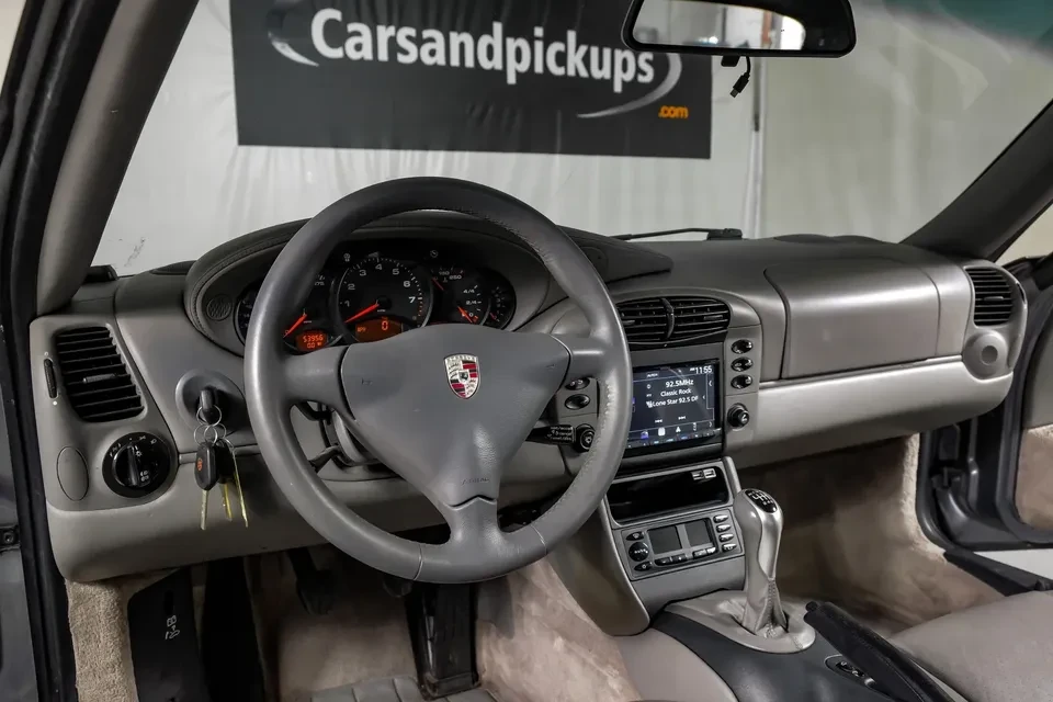 2001 Porsche 996 Carrera - Image 12 of 18