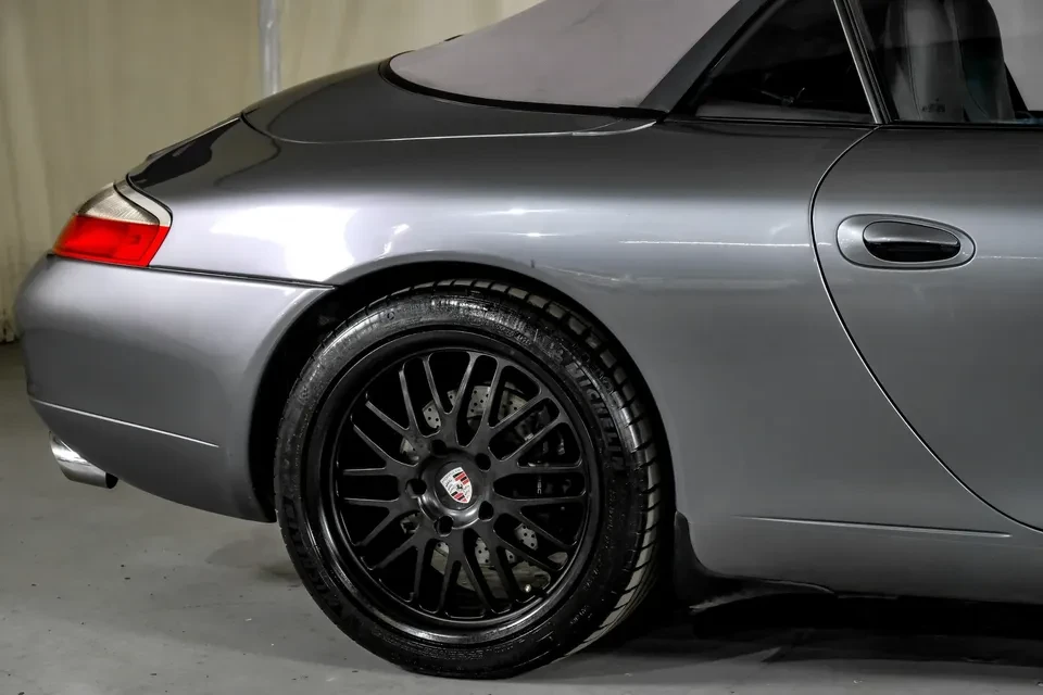 2001 Porsche 996 Carrera - Image 4 of 18