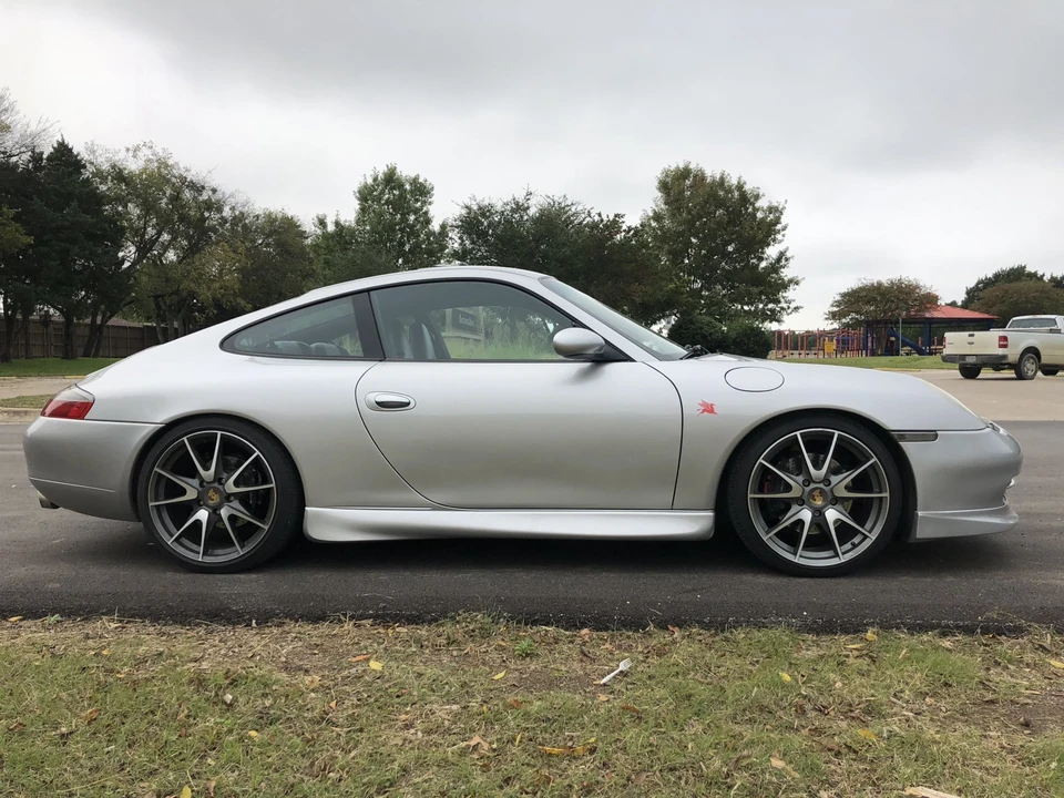 2001 Porsche 996 Carrera - Image 8 of 31
