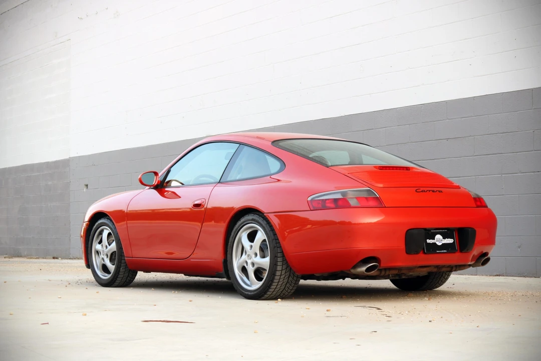 2001 Porsche 996 Carrera - Image 24 of 31
