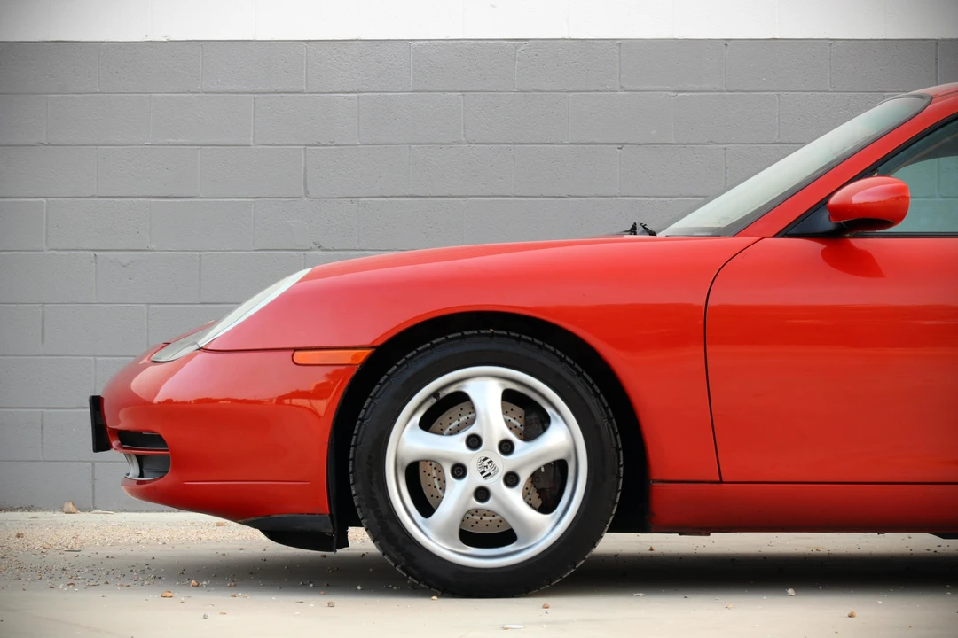 2001 Porsche 996 Carrera - Image 30 of 31