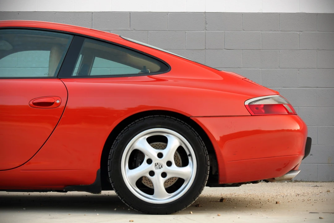 2001 Porsche 996 Carrera - Image 31 of 31
