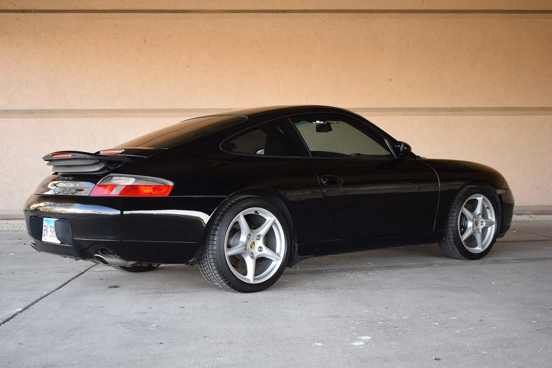 2001 Porsche 996 Carrera - Image 10 of 31