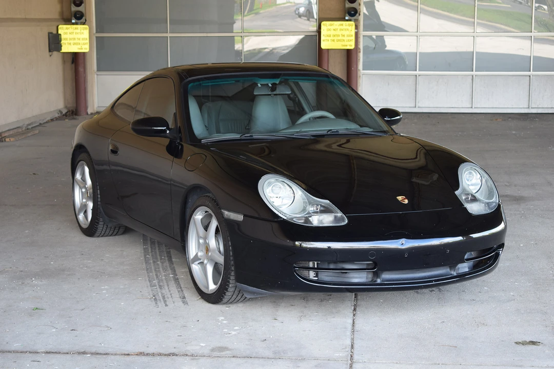 2001 Porsche 996 Carrera - Image 16 of 31