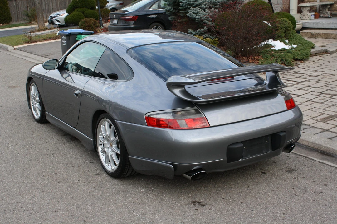2001 Porsche 996 Carrera - Image 26 of 31