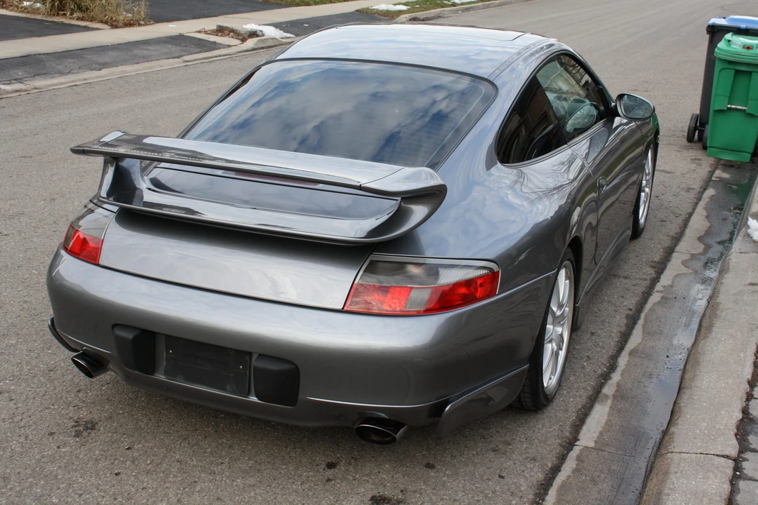 2001 Porsche 996 Carrera - Image 19 of 31