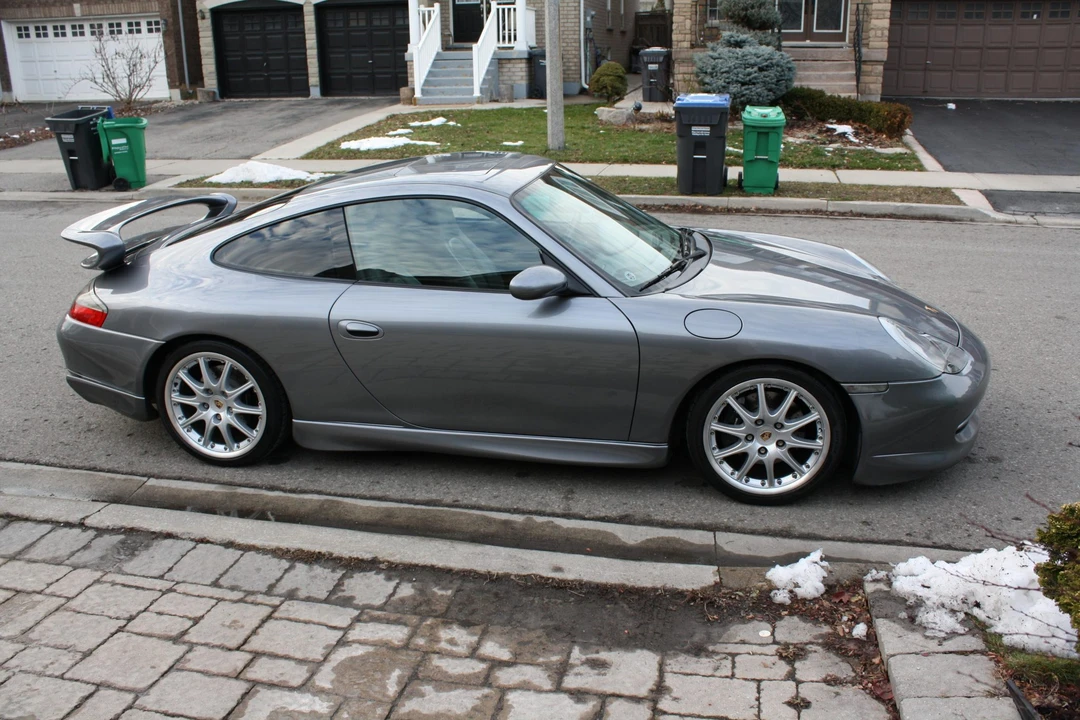 2001 Porsche 996 Carrera - Image 13 of 31