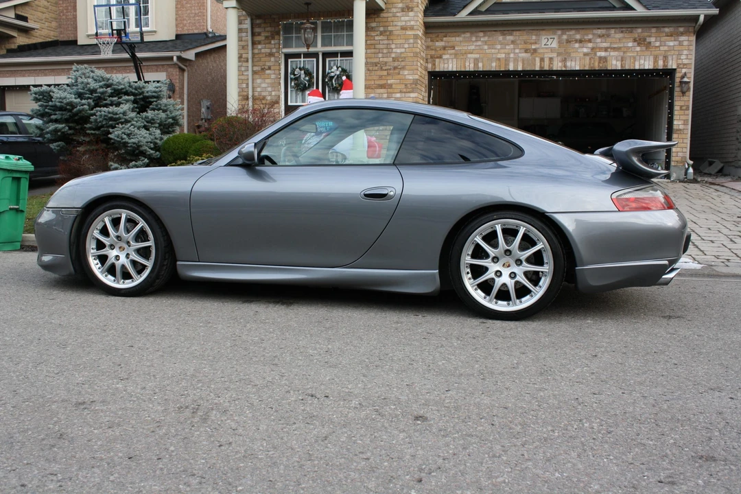 2001 Porsche 996 Carrera - Image 29 of 31