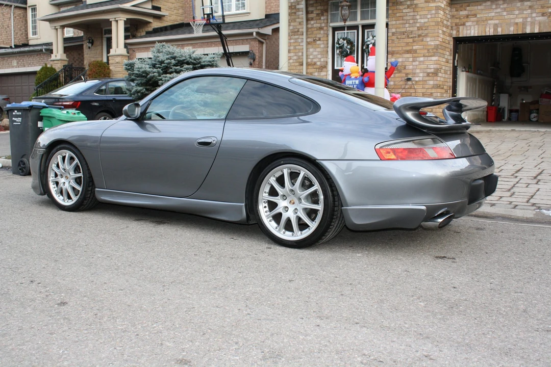 2001 Porsche 996 Carrera - Image 28 of 31