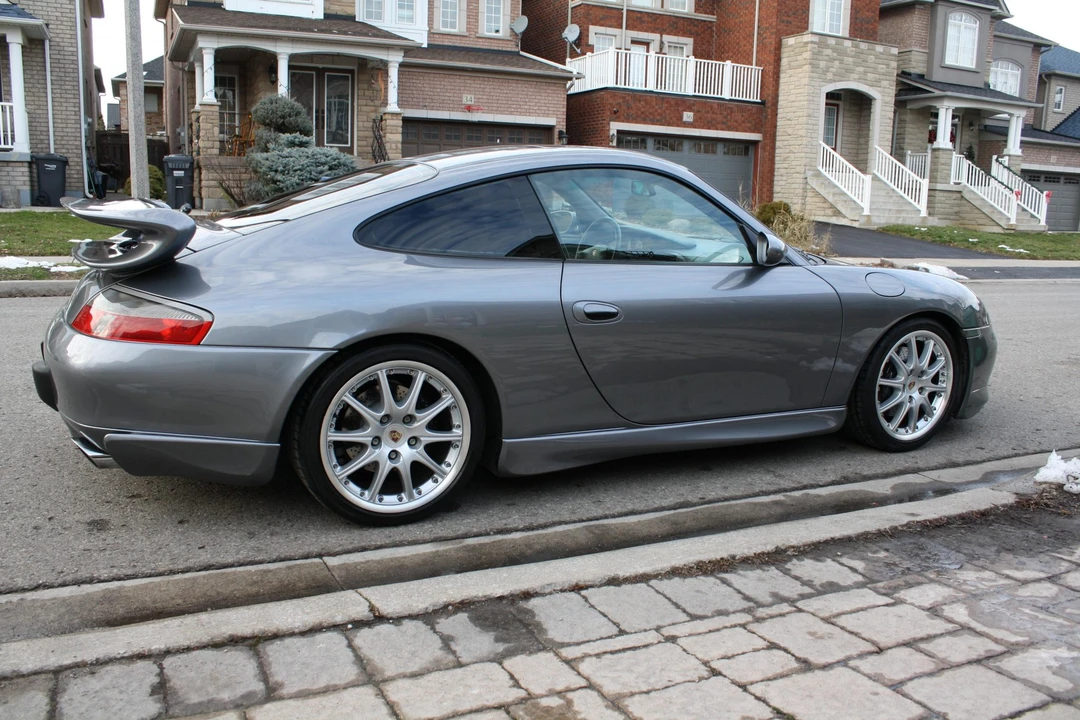 2001 Porsche 996 Carrera - Image 15 of 31