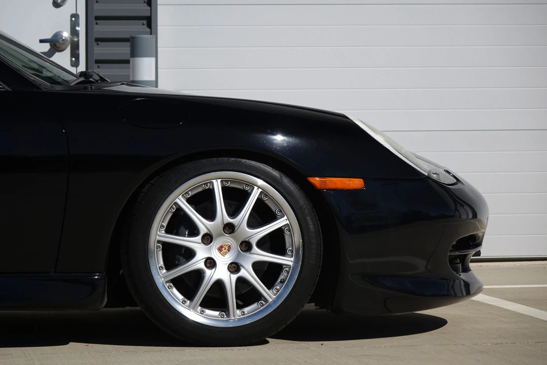 2001 Porsche 996 Carrera - Image 30 of 31