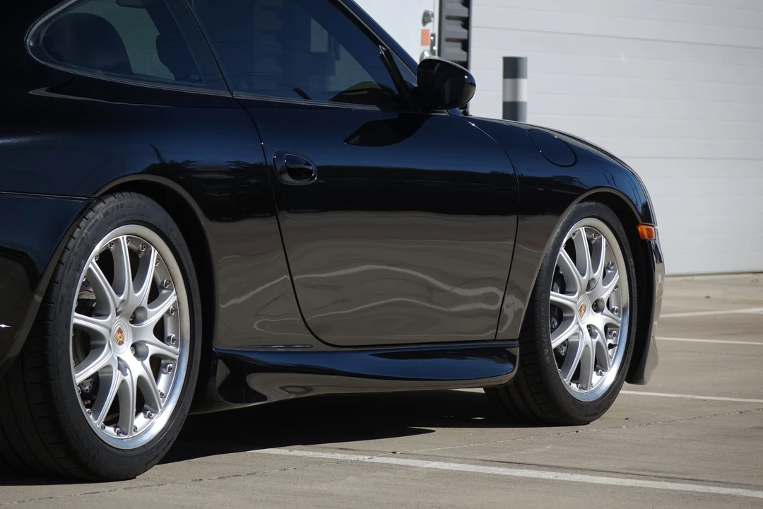 2001 Porsche 996 Carrera - Image 25 of 31