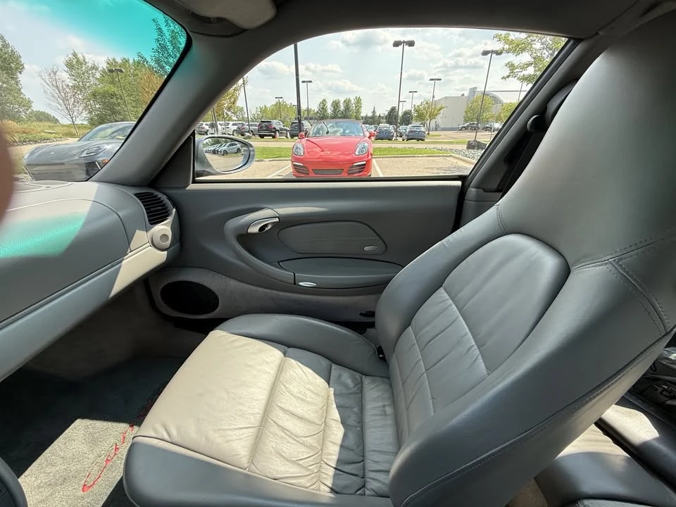 2001 Porsche 996 Carrera - Image 5 of 6