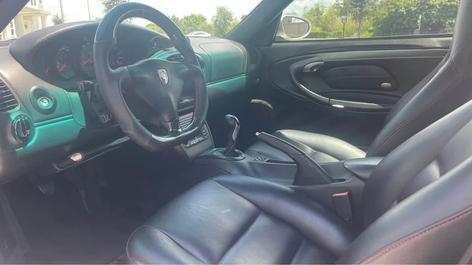 2001 Porsche 996 Carrera - Image 9 of 12