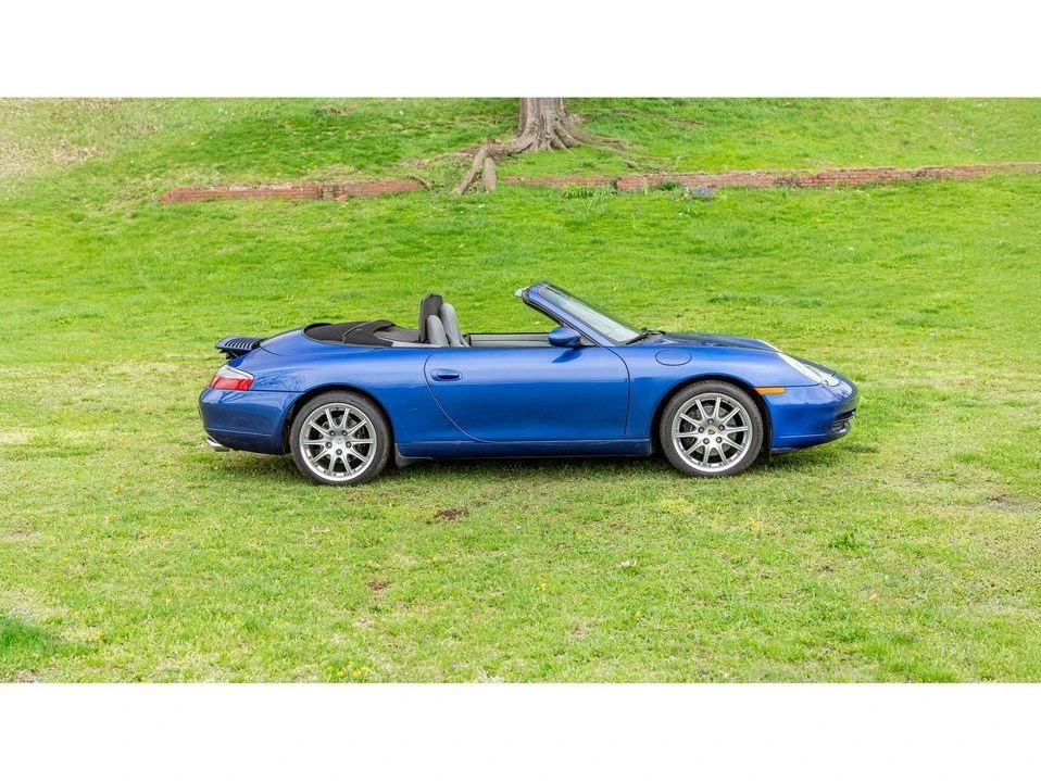 2001 Porsche 996 Carrera - Image 13 of 20
