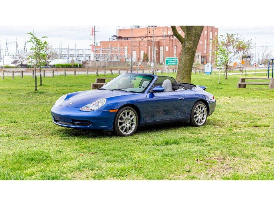 2001 Porsche 996 Carrera - Image 10 of 20