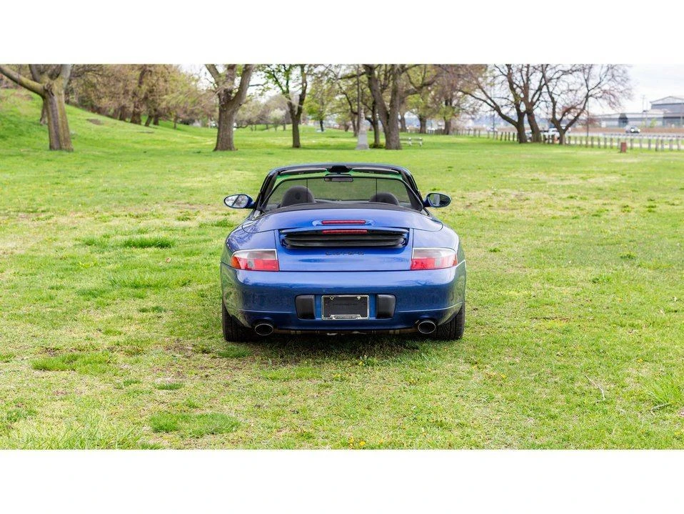 2001 Porsche 996 Carrera - Image 15 of 20