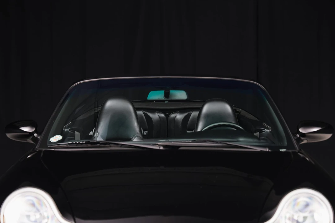 2001 Porsche 996 Carrera - Image 20 of 31