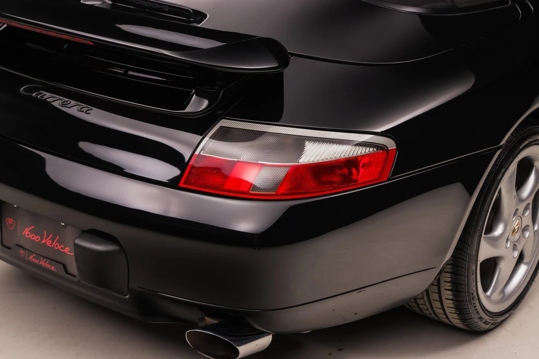 2001 Porsche 996 Carrera - Image 31 of 31