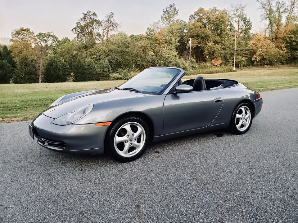 2001 Porsche 996 Carrera - Image 19 of 31