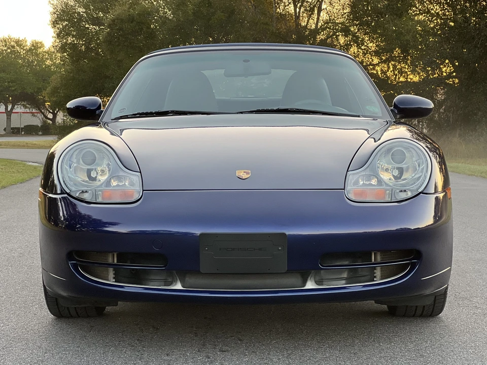 2001 Porsche 996 Carrera - Image 13 of 31