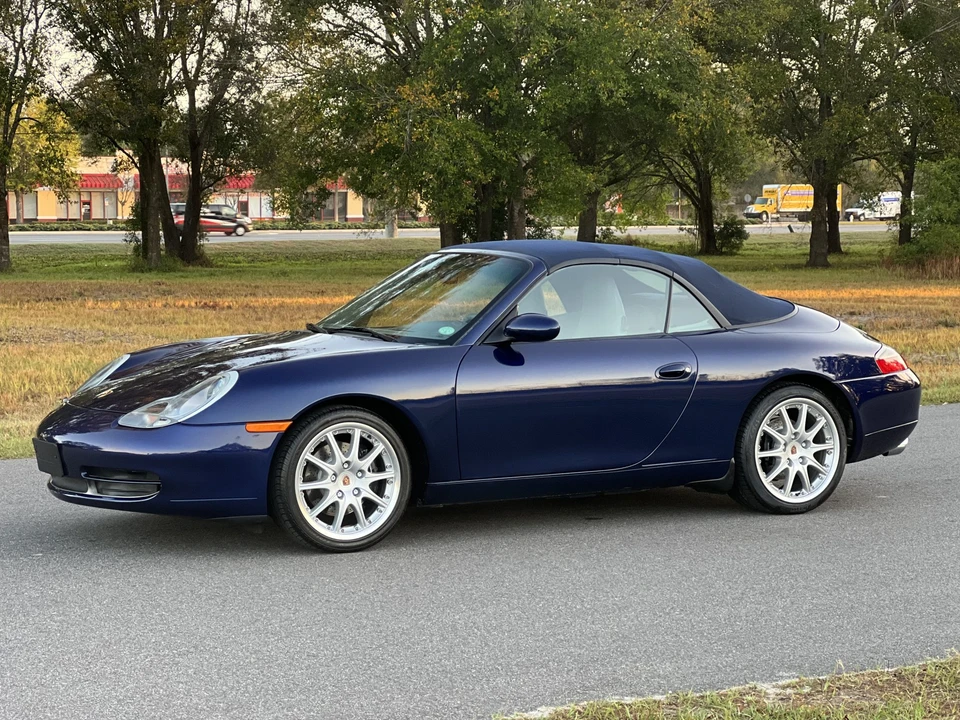 2001 Porsche 996 Carrera - Image 2 of 31