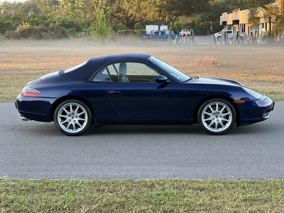 2001 Porsche 996 Carrera - Image 24 of 31