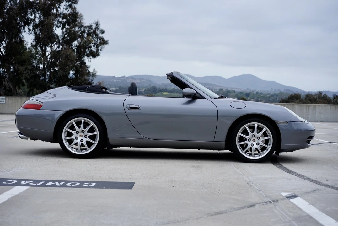 2001 Porsche 996 Carrera - Image 14 of 31