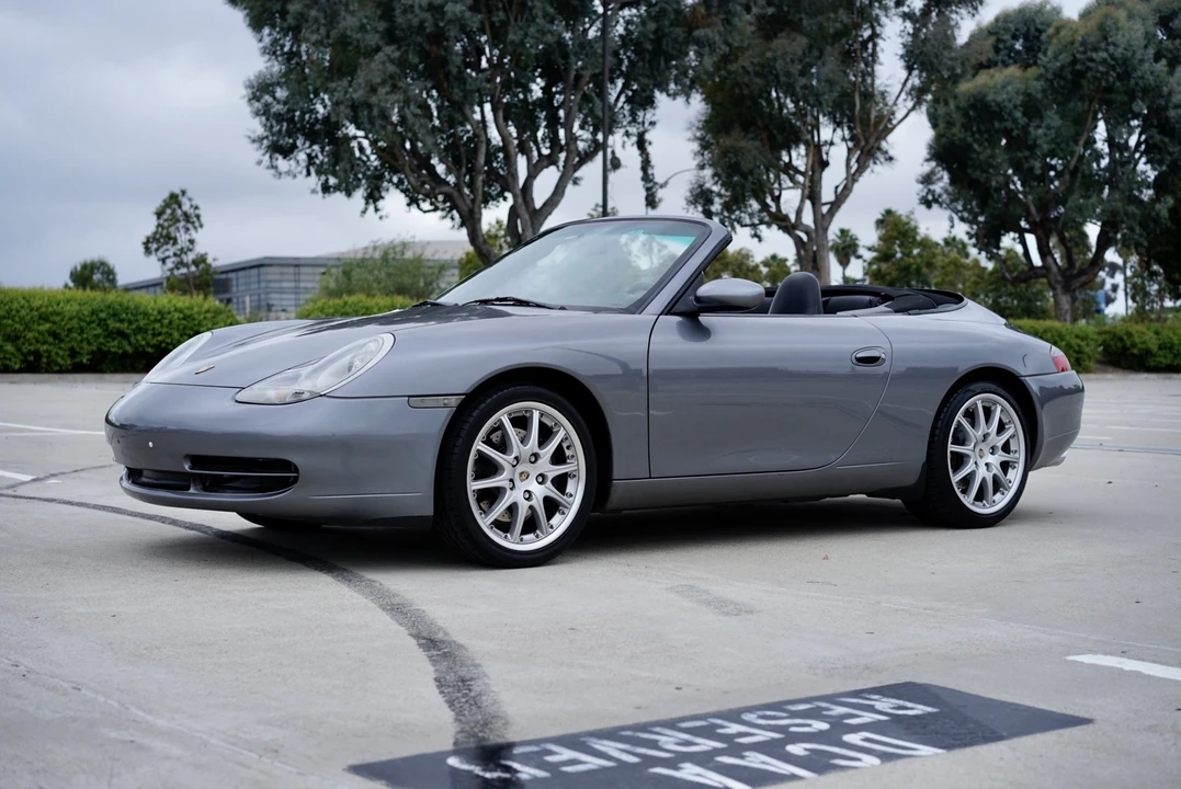 2001 Porsche 996 Carrera - Image 4 of 31