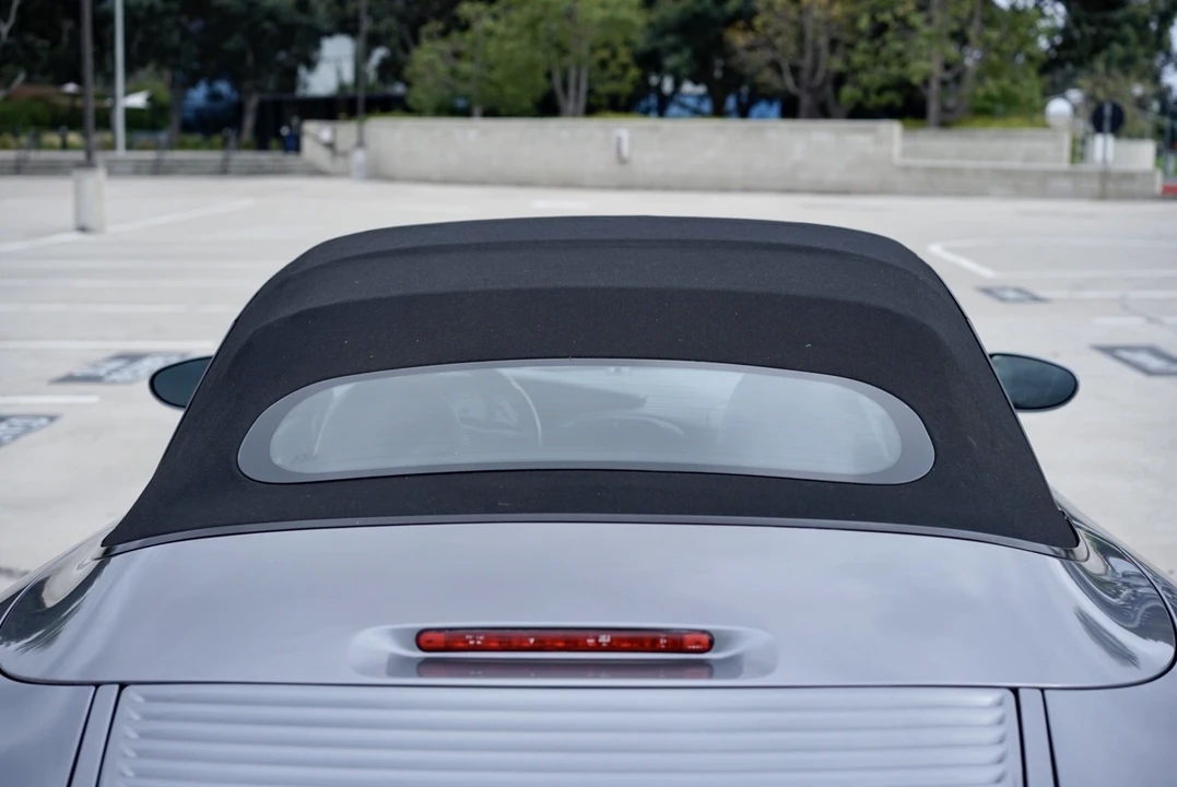 2001 Porsche 996 Carrera - Image 21 of 31