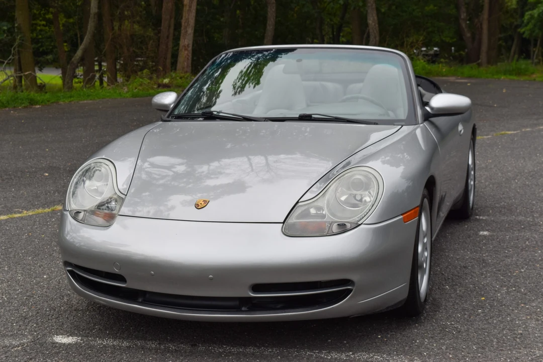 2001 Porsche 996 Carrera - Image 12 of 31