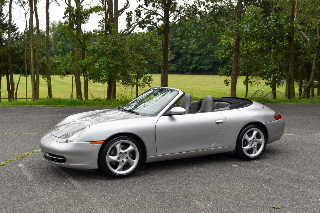 2001 Porsche 996 Carrera - Image 18 of 31