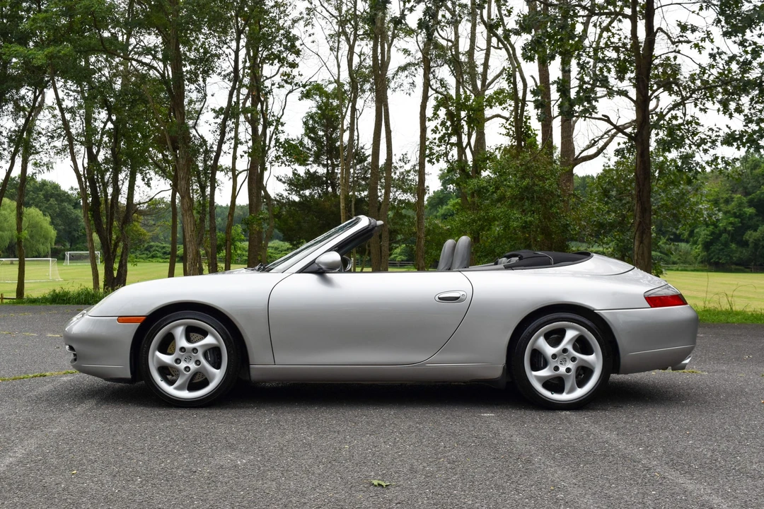 2001 Porsche 996 Carrera - Image 23 of 31