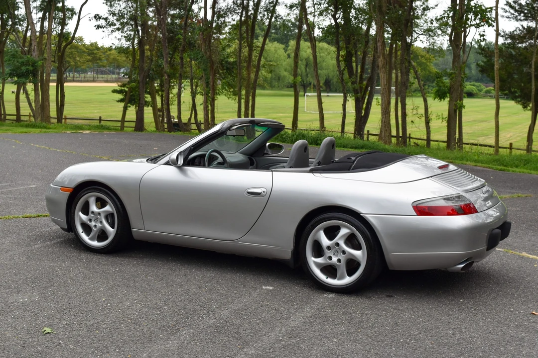 2001 Porsche 996 Carrera - Image 27 of 31